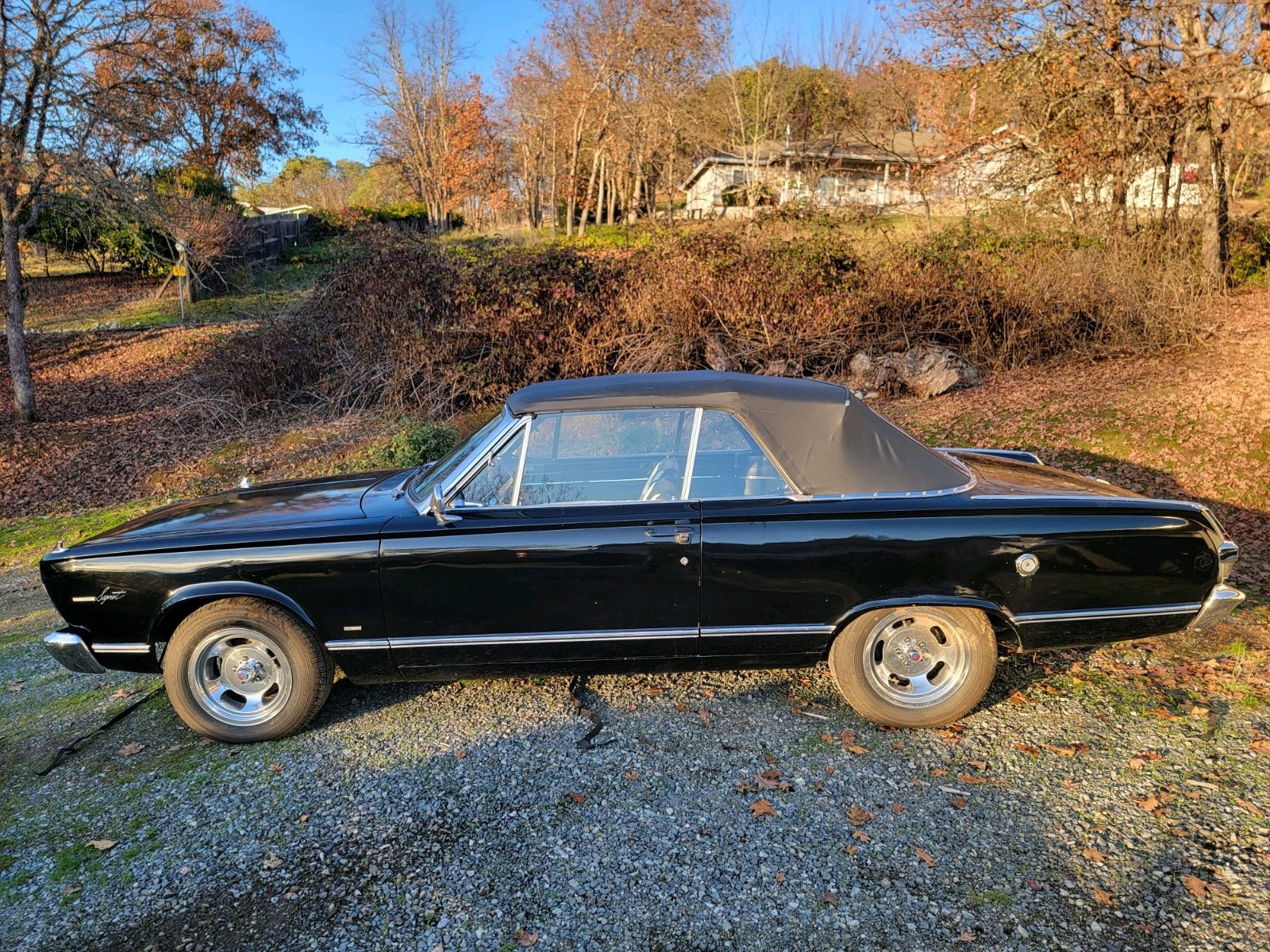 Plymouth-Valiant-Signant-200-1966-Convertible