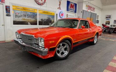 Plymouth-Volare-1977-1