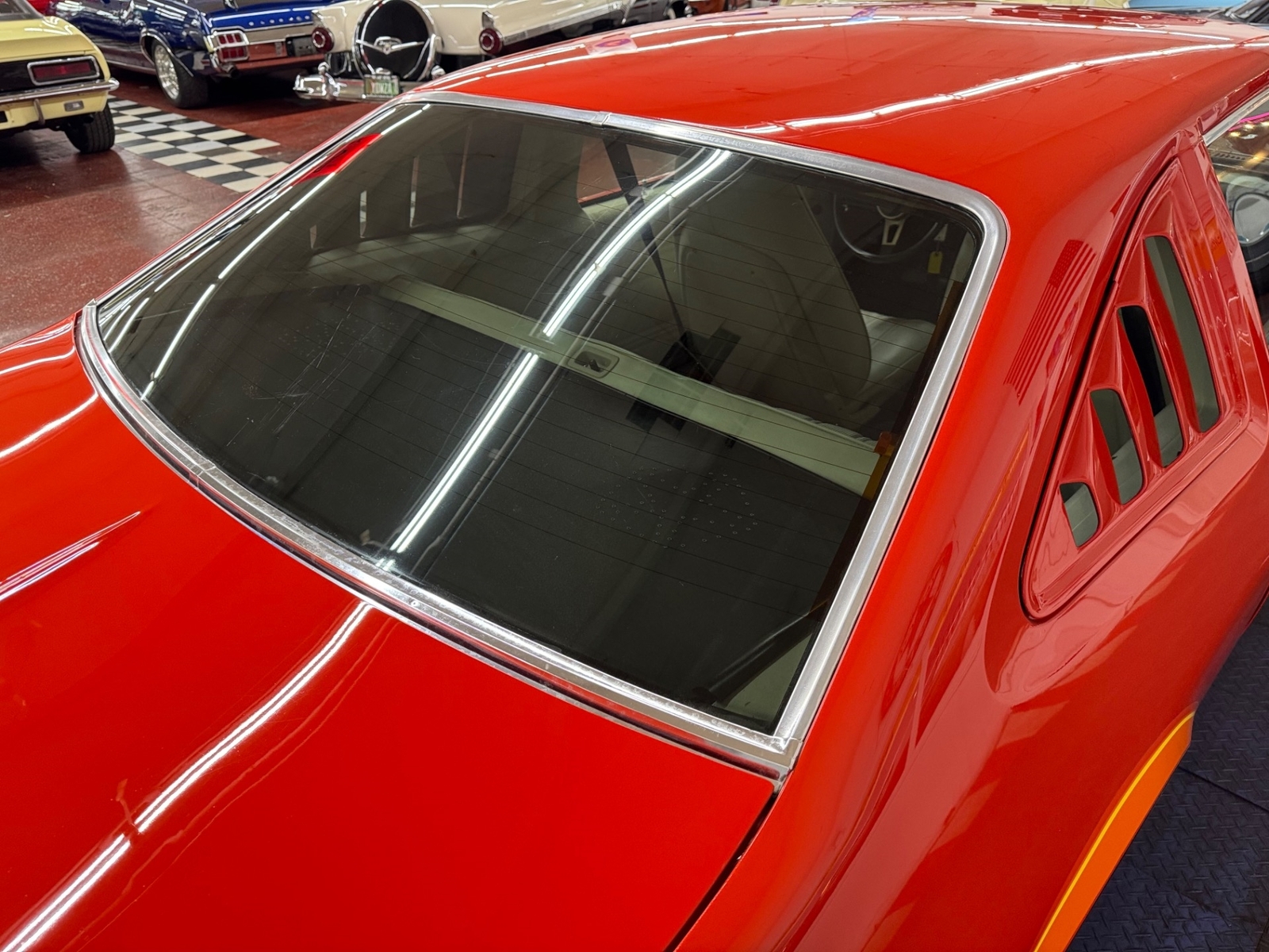Plymouth-Volare-1977-15