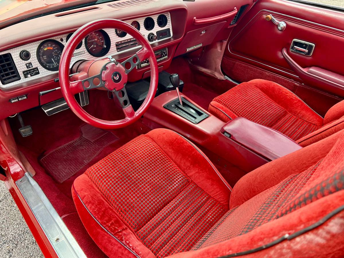 Pontiac-1980-16