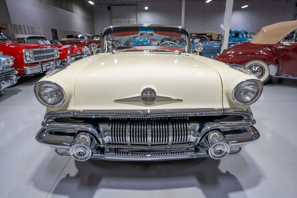Pontiac-Bonneville-1957-Convertible-21