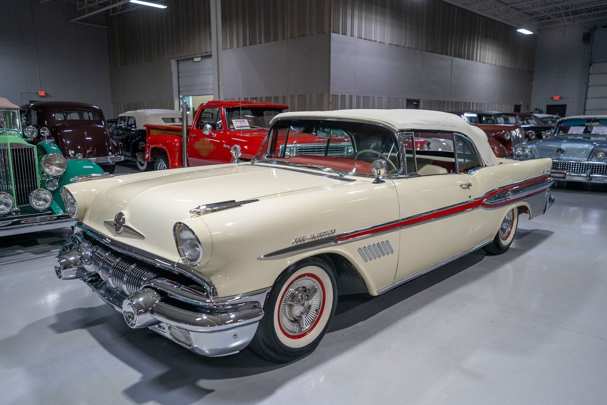 Pontiac-Bonneville-1957-Convertible-28