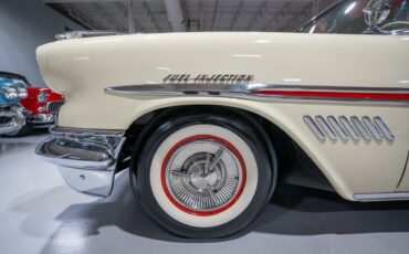 Pontiac-Bonneville-1957-Convertible-36