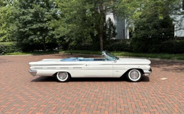 Pontiac-Bonneville-1960-1