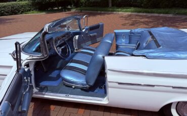 Pontiac-Bonneville-1960-17