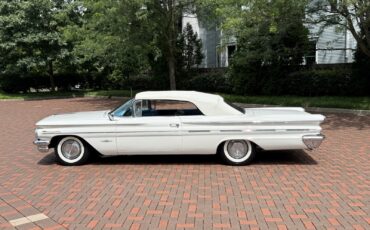 Pontiac-Bonneville-1960-22