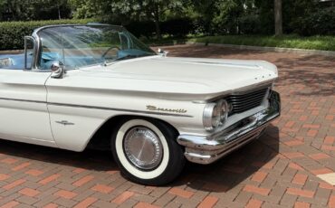 Pontiac-Bonneville-1960-28