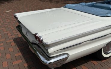 Pontiac-Bonneville-1960-7
