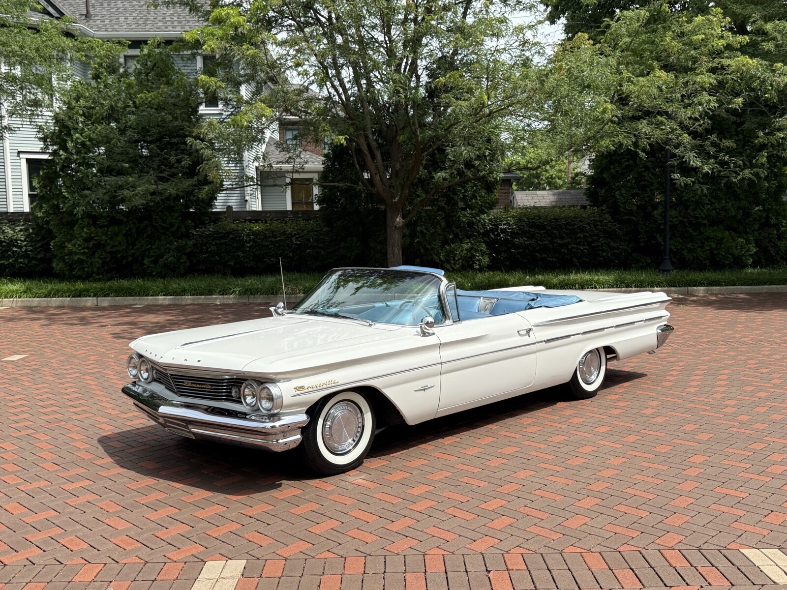 Pontiac-Bonneville-1960-8