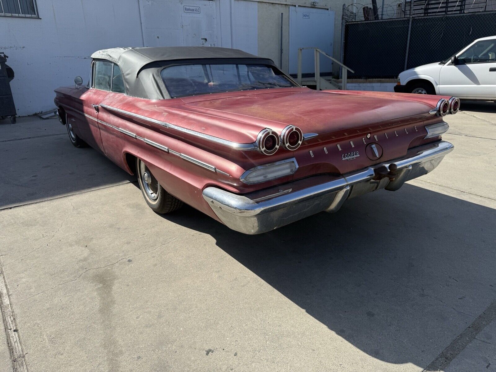 Pontiac-Bonneville-1960-Convertible-1