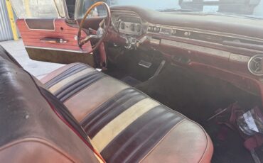 Pontiac-Bonneville-1960-Convertible-10