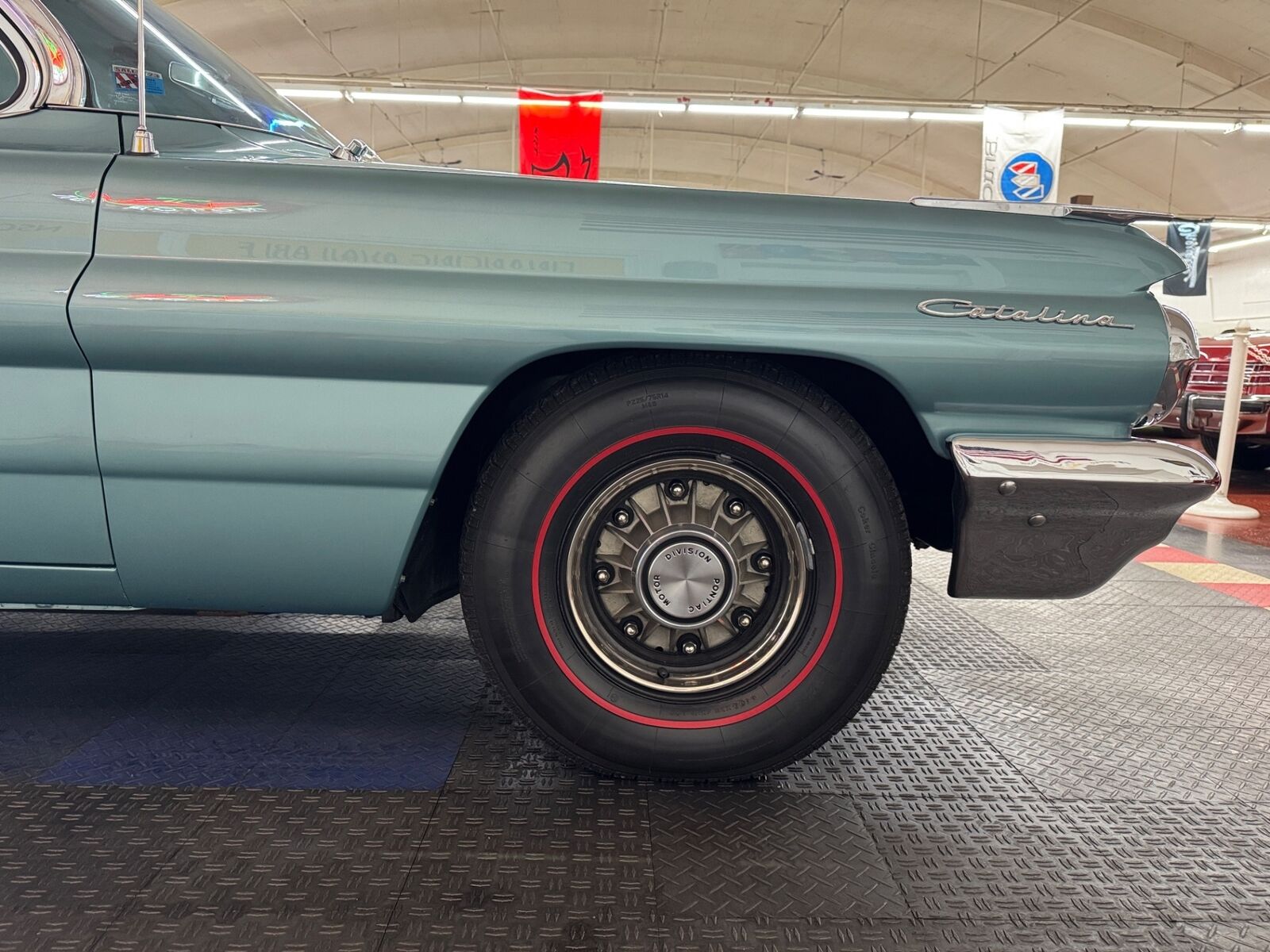 Pontiac-Catalina-1962-2-Door-28