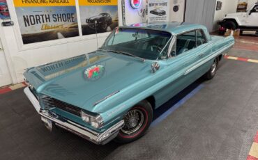 Pontiac-Catalina-1962-2-Door