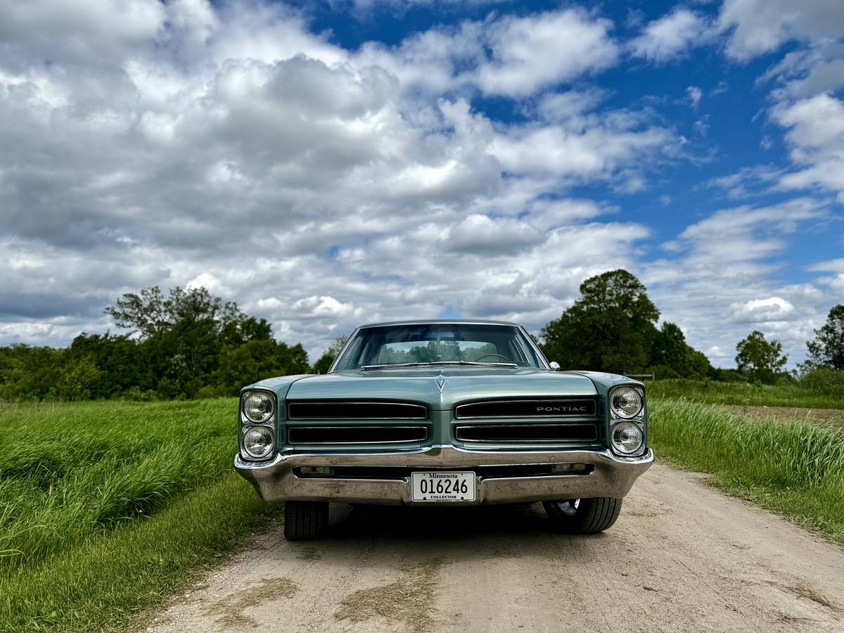 Pontiac Catalina  1966 green