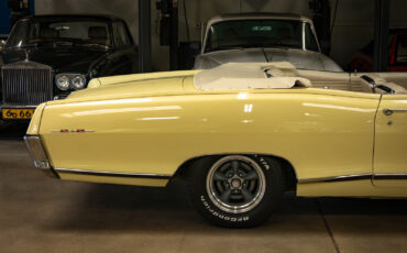 Pontiac-Catalina-22-421CID338HP-V8-1965-2-Door-Convertible-1
