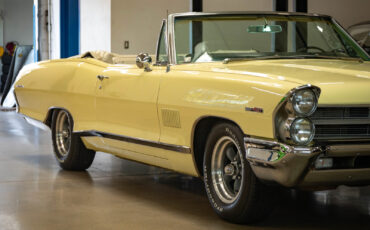 Pontiac-Catalina-22-421CID338HP-V8-1965-2-Door-Convertible-10
