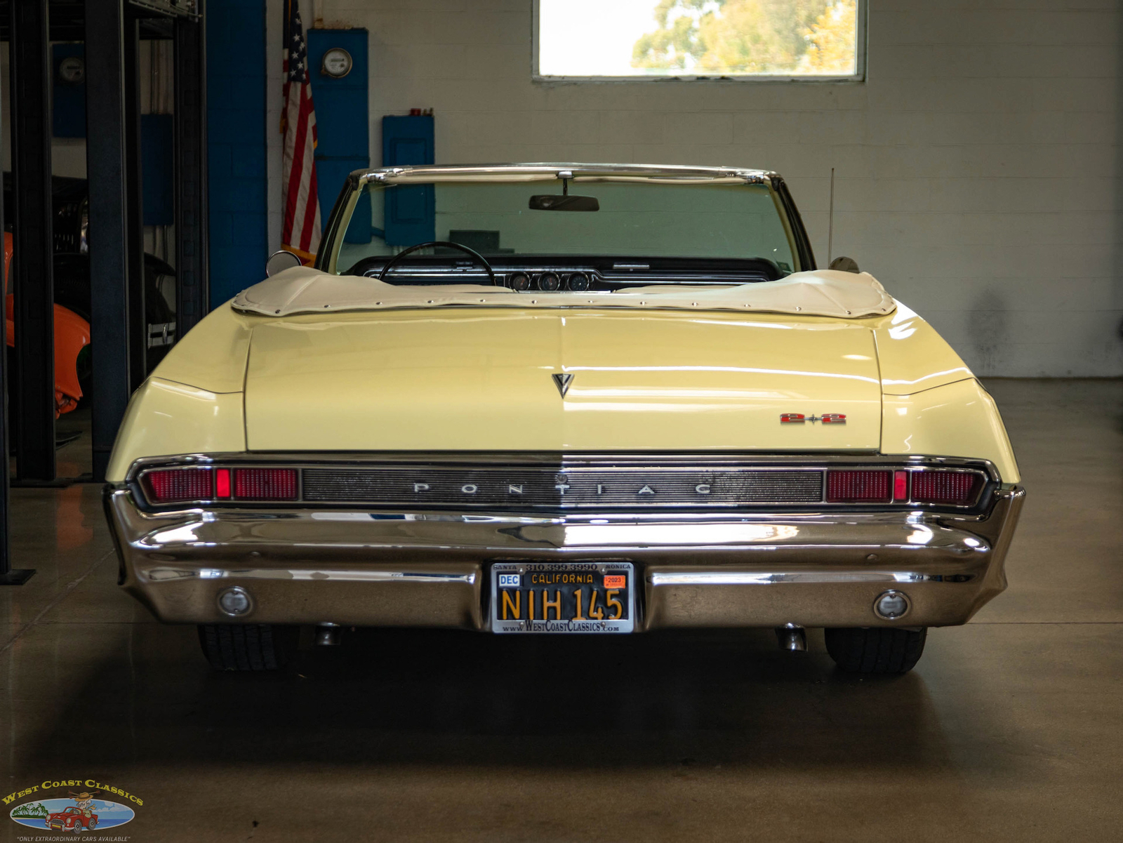 Pontiac-Catalina-22-421CID338HP-V8-1965-2-Door-Convertible-16