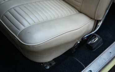 Pontiac-Catalina-22-421CID338HP-V8-1965-2-Door-Convertible-27