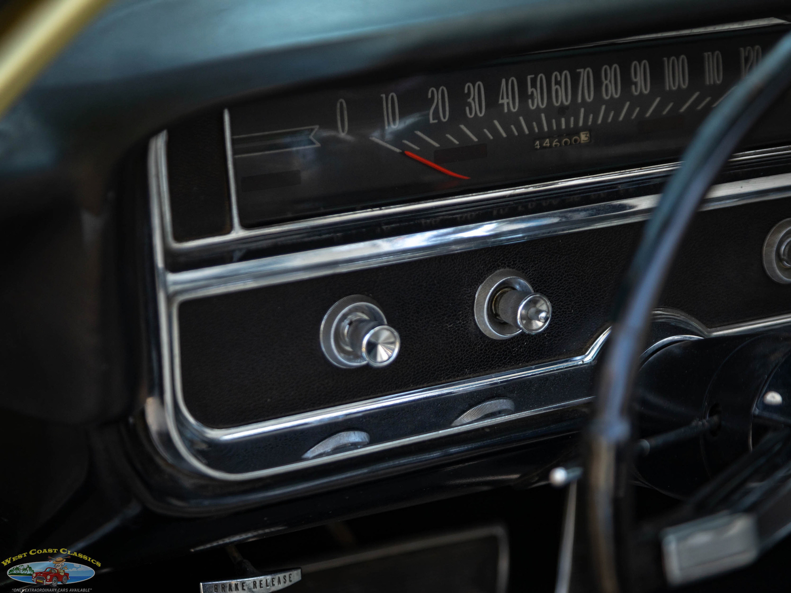 Pontiac-Catalina-22-421CID338HP-V8-1965-2-Door-Convertible-33