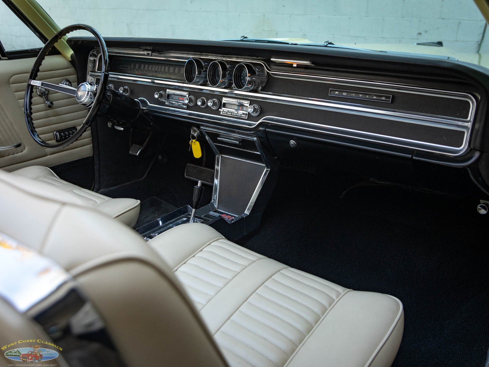 Pontiac-Catalina-22-421CID338HP-V8-1965-2-Door-Convertible-39