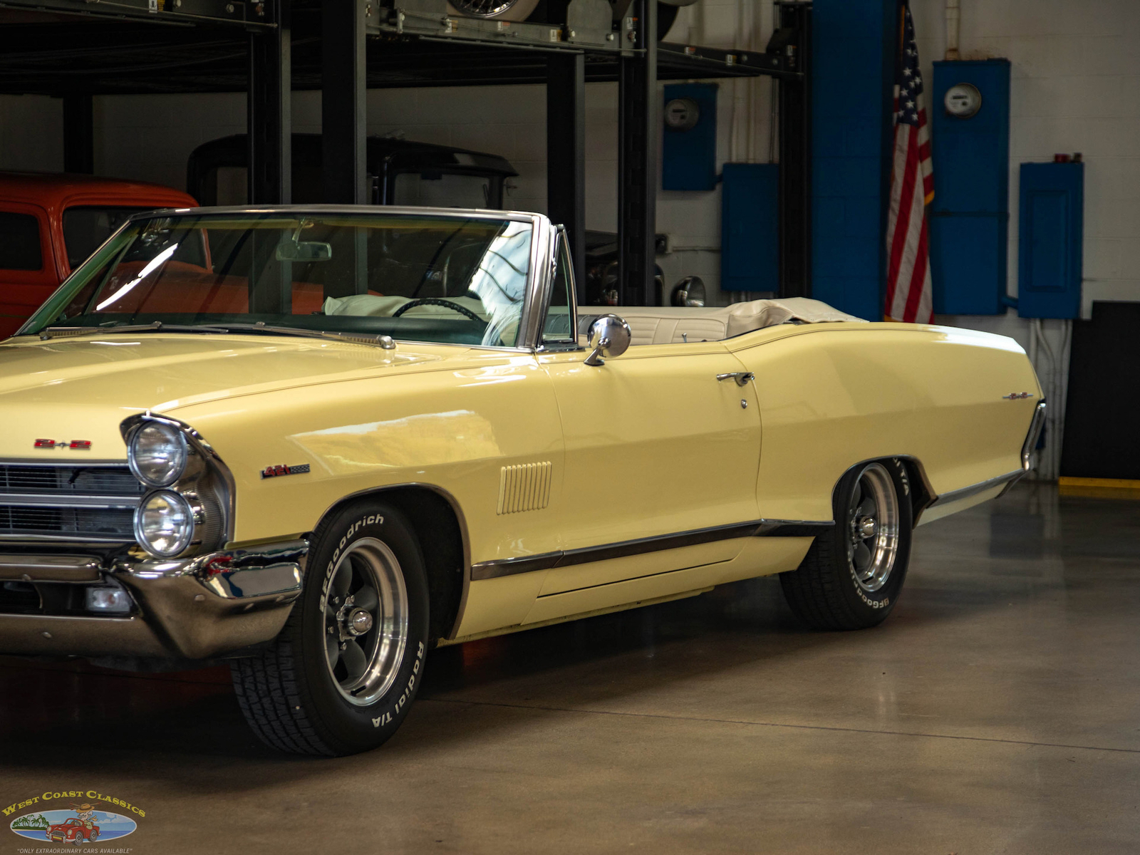 Pontiac-Catalina-22-421CID338HP-V8-1965-2-Door-Convertible-8