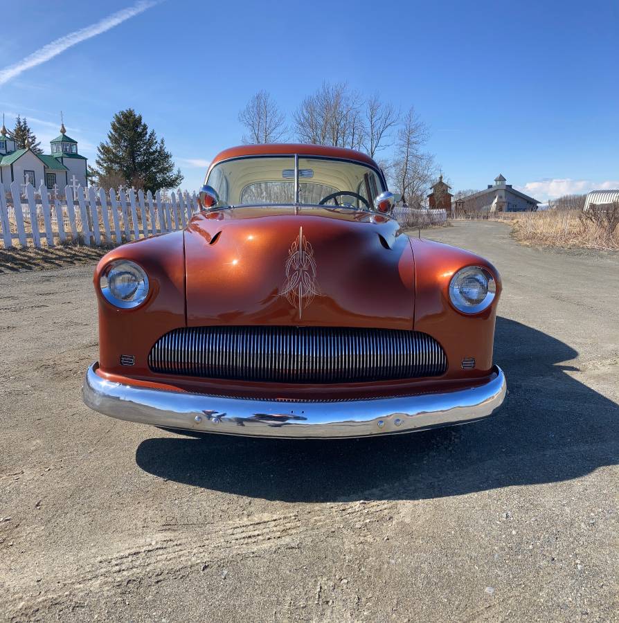 Pontiac-Chieftain-1952-custom-11