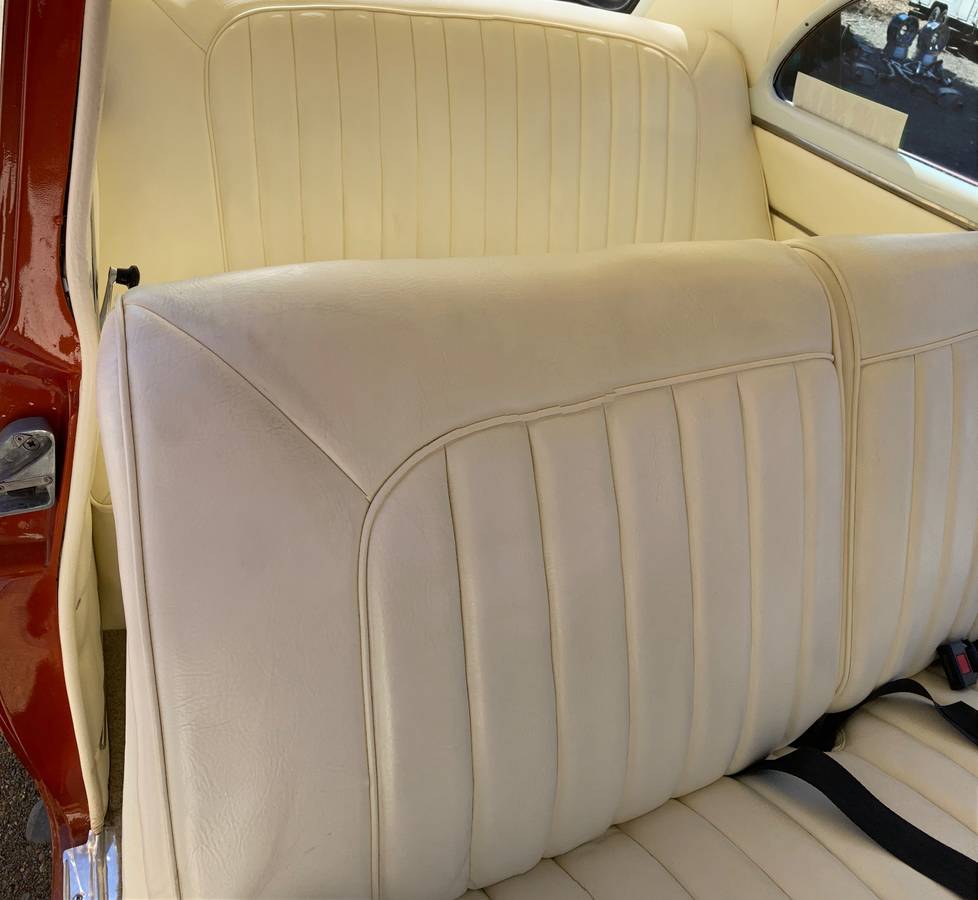 Pontiac-Chieftain-1952-custom-5