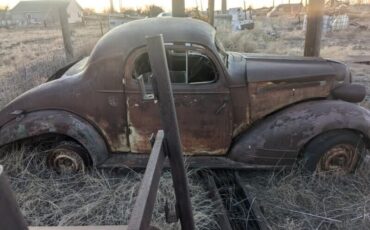 Pontiac-Coupe-1935-rumble-seat-1