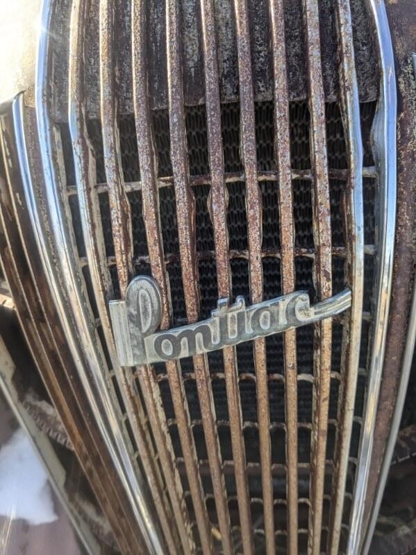 Pontiac-Coupe-1935-rumble-seat-13