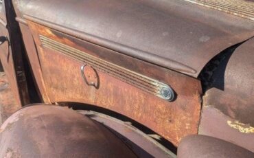 Pontiac-Coupe-1935-rumble-seat-6