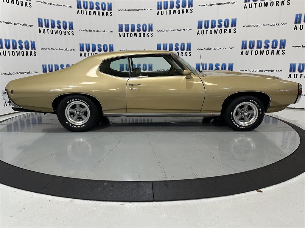 Pontiac-Custom-S-1969-Coupe-6