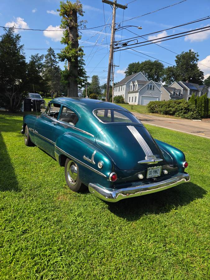 Pontiac-Fastback-coupe-1951-green-12