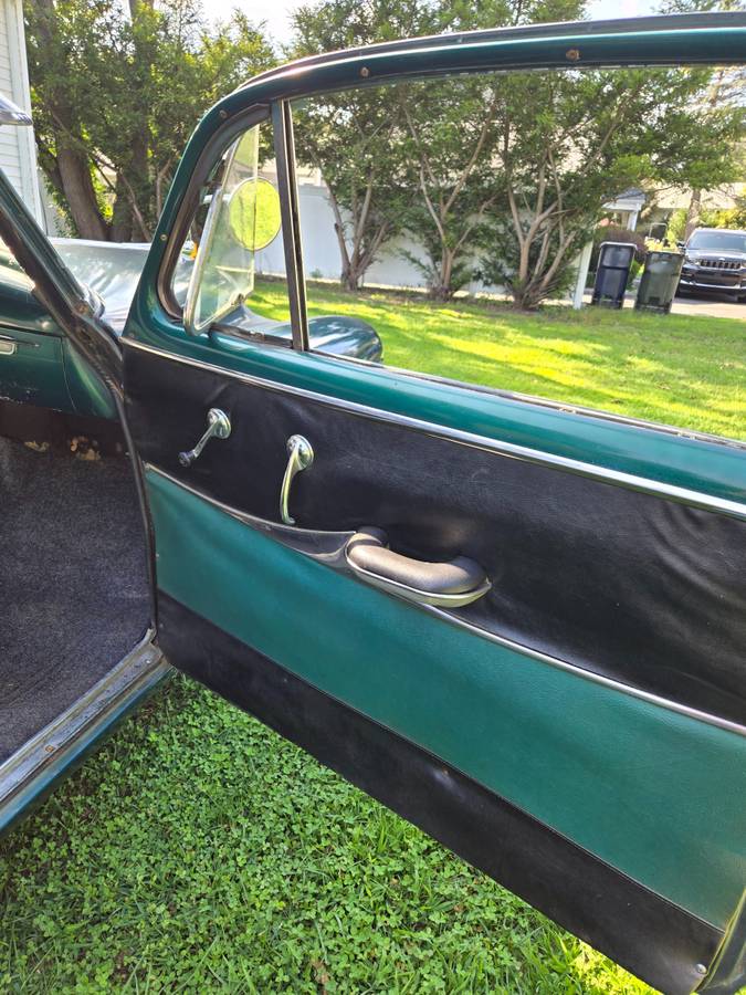 Pontiac-Fastback-coupe-1951-green-2