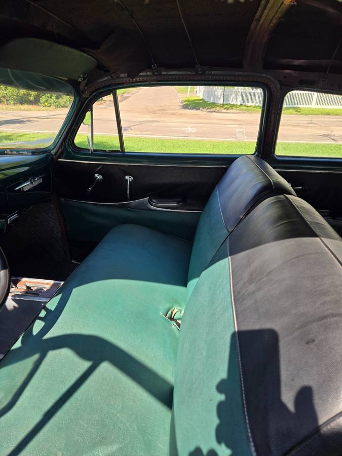 Pontiac-Fastback-coupe-1951-green-7