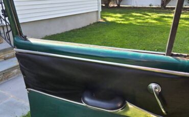 Pontiac-Fastback-coupe-1951-green-8