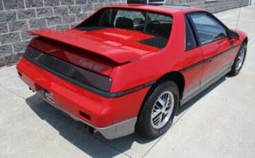 Pontiac-Fiero-1985-13