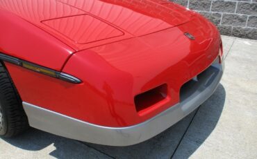 Pontiac-Fiero-1985-26