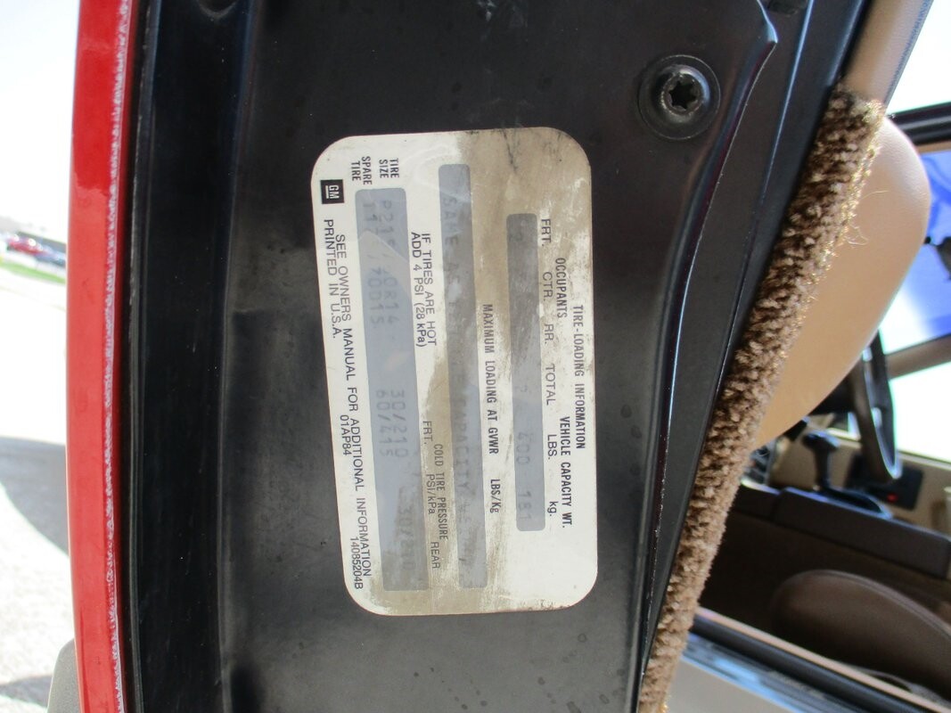 Pontiac-Fiero-1985-37