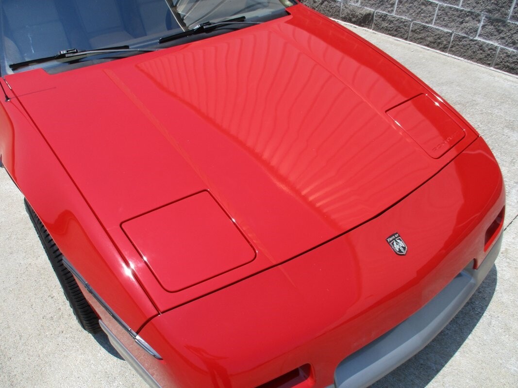 Pontiac-Fiero-1985-6