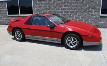 Pontiac-Fiero-1985-9