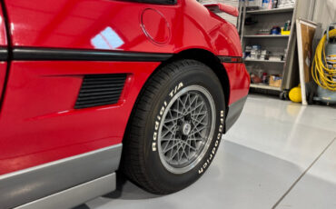 Pontiac-Fiero-1986-Coupe-8