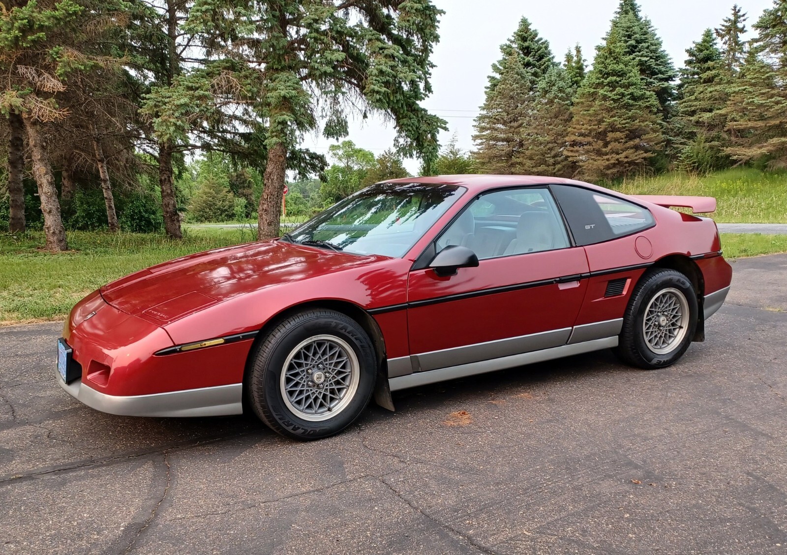 Pontiac Fiero 1987 Coupe