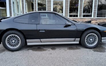 Pontiac Fiero 1987 Coupe