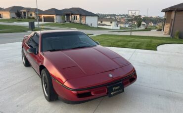 Pontiac-Fiero-formula-1988-2