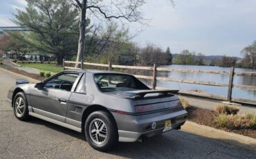 Pontiac-Fiero-gt-1985-grey-2