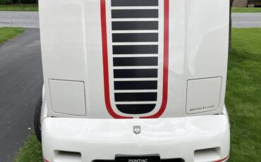 Pontiac-Fiero-gt-1985-white-21