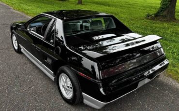 Pontiac-Fiero-gt-1986-2