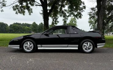 Pontiac-Fiero-gt-1986-20