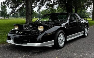 Pontiac-Fiero-gt-1986-21
