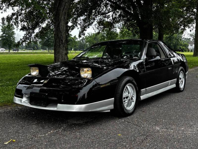 Pontiac-Fiero-gt-1986-21